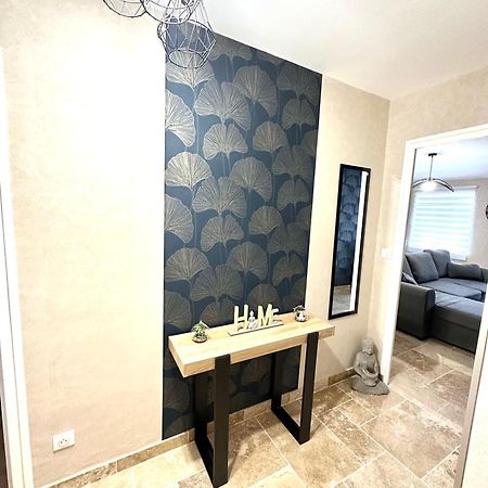 Le Petit Phuket Apartment Saint-Laurent-sur-Saone Bagian luar foto